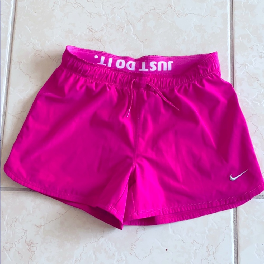 Nike dri-fit Large athletic shorts pink